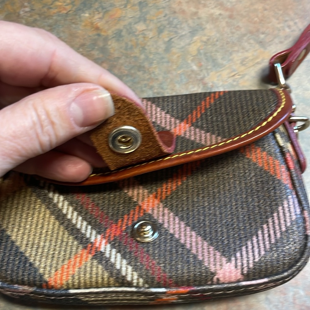 Dooney & Bourke brown plaid wristlet with cognac leather trim and strap. - Picture 5 of 7